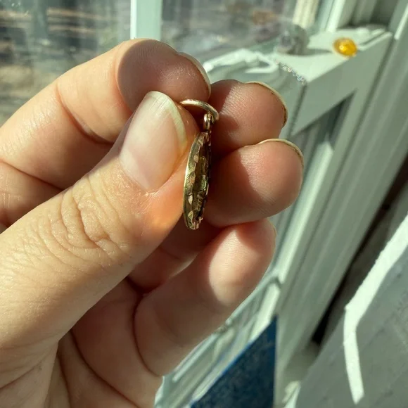 10k Emerald Mayan Pendant - Picture 3 of 4